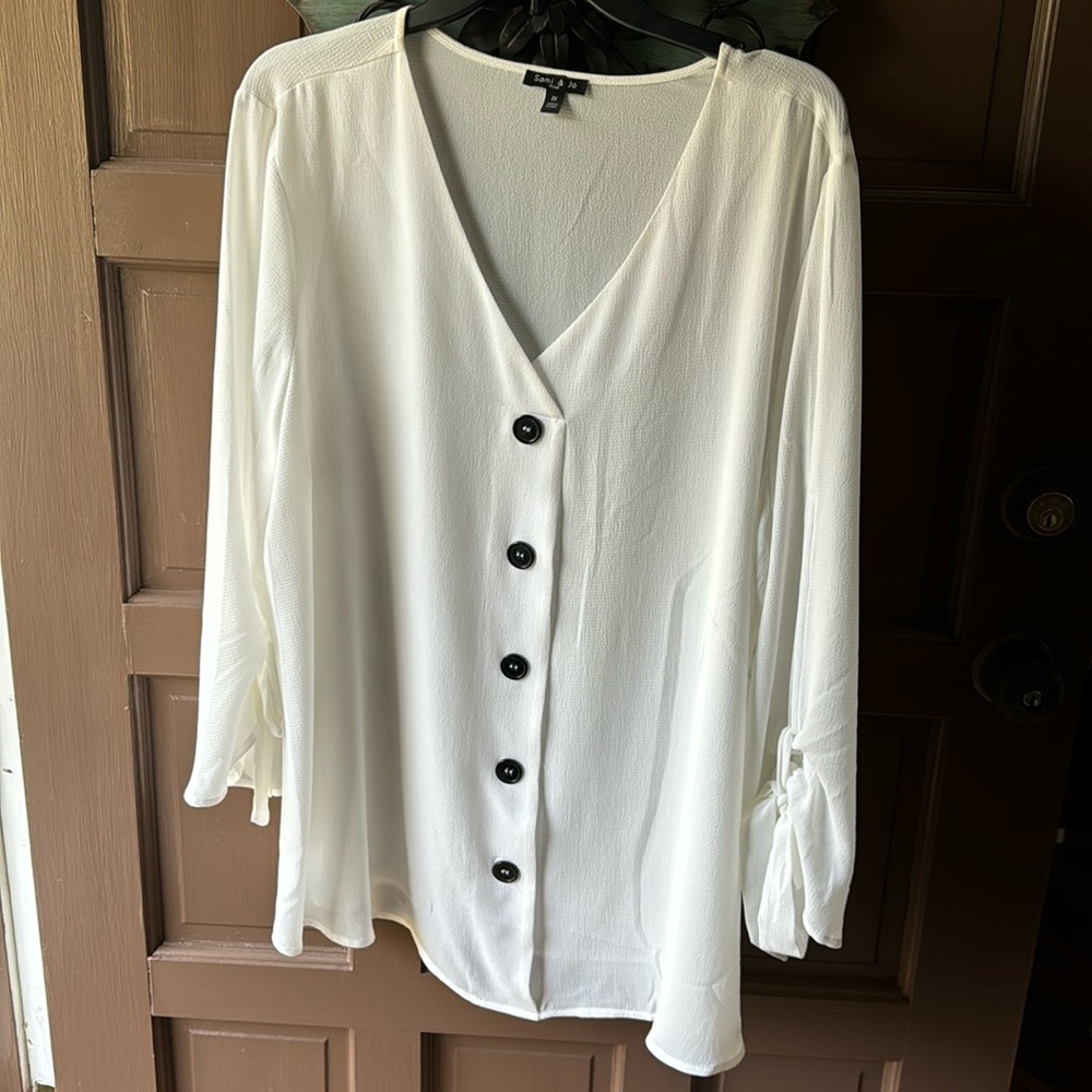 Lady’s blouse